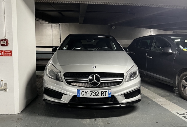 Mercedes-Benz A 45 AMG