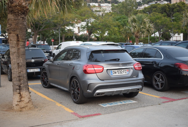 Mercedes-AMG GLA 45 X156