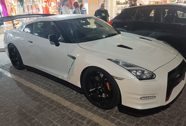 Nissan GT-R 2014