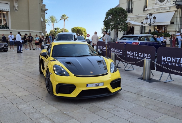 Porsche 718 Cayman GT4 RS Weissach Package