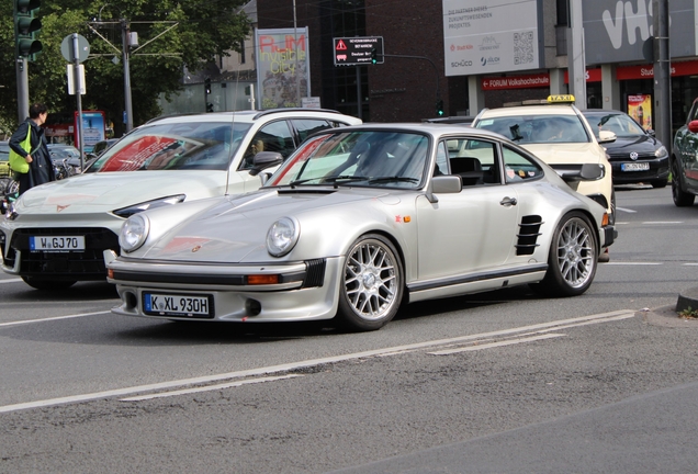 Porsche 930 Turbo