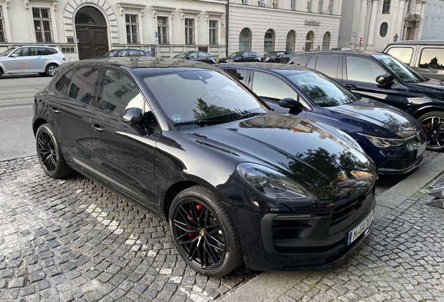 Porsche 95B Macan GTS MkIII