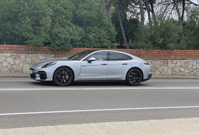 Porsche 972 Panamera Turbo E-Hybrid