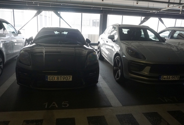 Porsche 972 Panamera Turbo S E-Hybrid