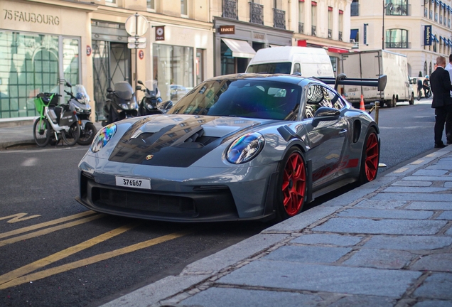 Porsche 992 GT3 RS MkI Weissach Package