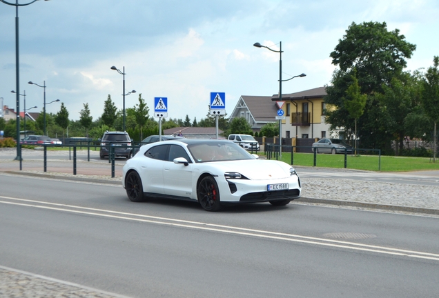 Porsche Taycan GTS Sport Turismo