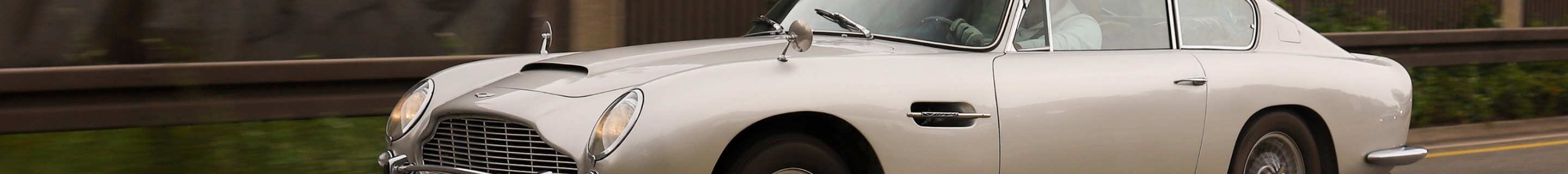 Aston Martin DB6 MKI