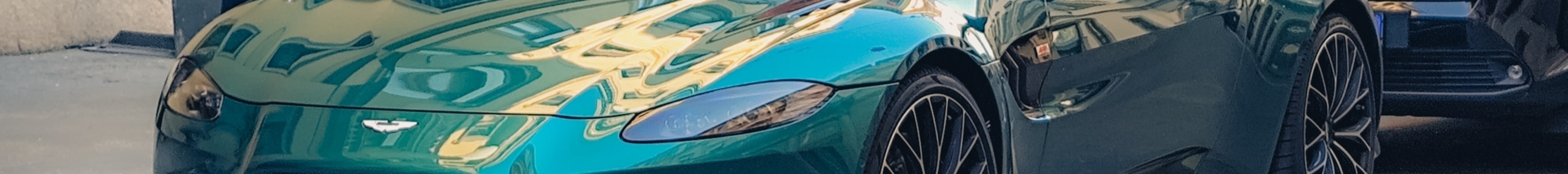 Aston Martin V8 Vantage Formula 1 Edition