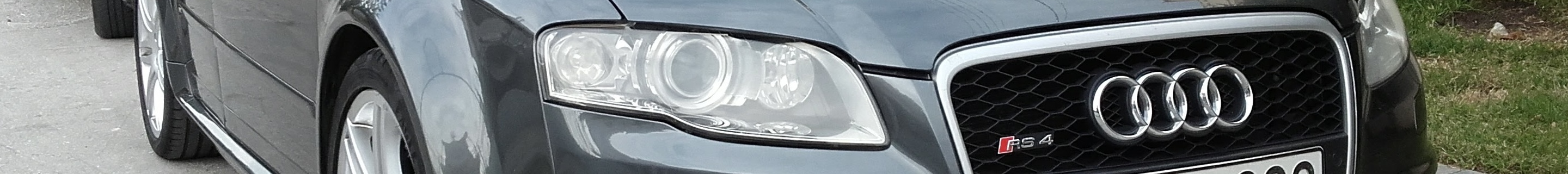 Audi RS4 Sedan