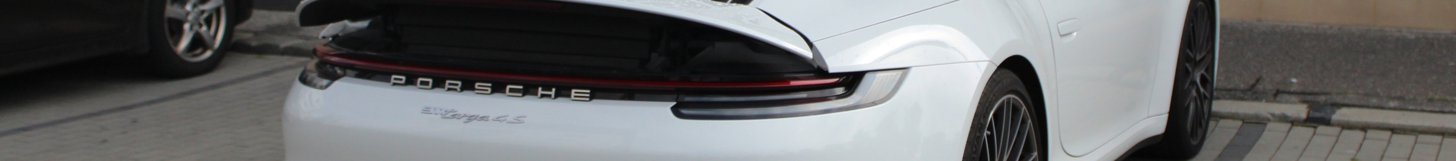 Porsche 992 Targa 4S MkI