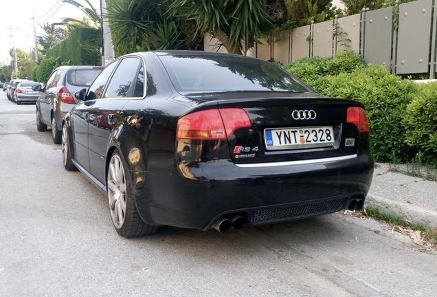 Audi MTM RS4 Sedan