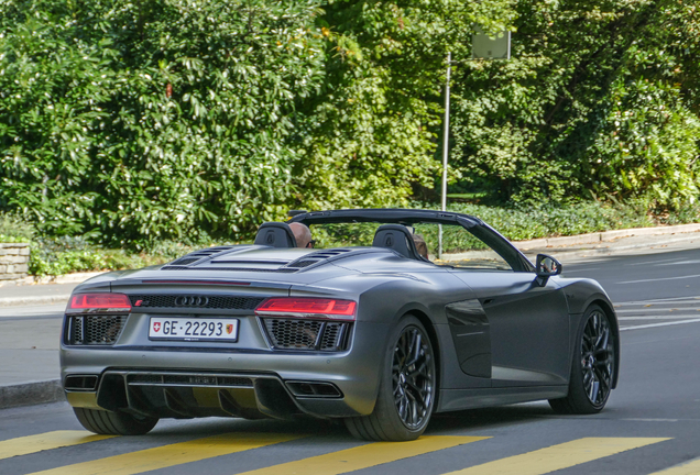 Audi R8 V10 Spyder 2016