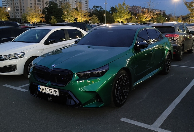 BMW M5 G90