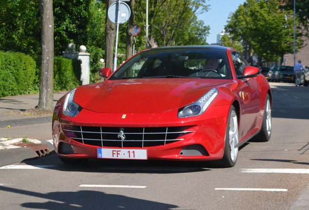Ferrari FF
