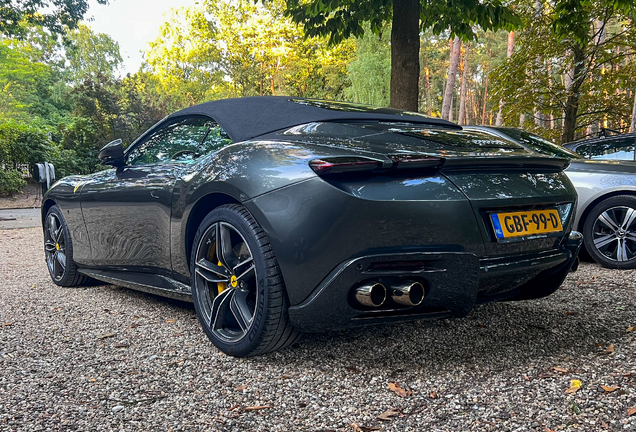 Ferrari Roma Spider