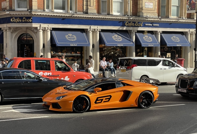 Lamborghini Aventador LP700-4 Roadster
