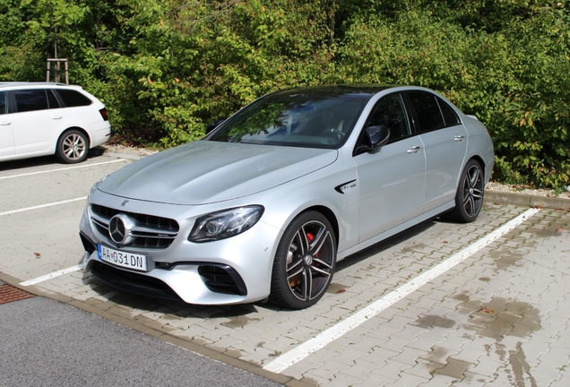 Mercedes-AMG E 63 S W213
