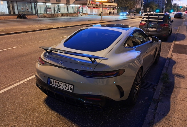Mercedes-AMG GT 63 C192