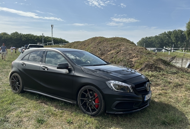 Mercedes-Benz A 45 AMG