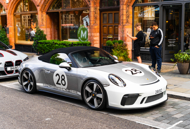 Porsche 991 Speedster Heritage Package