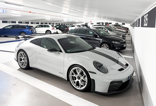 Porsche 992 GT3 MkII Weissach Package