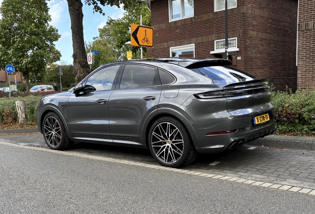 Porsche Cayenne Coupé Turbo E-Hybrid
