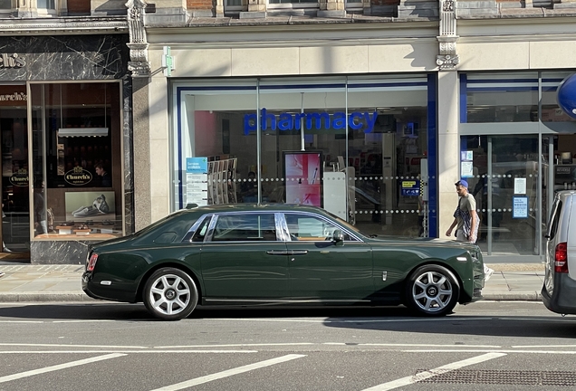 Rolls-Royce Phantom VIII EWB Series II