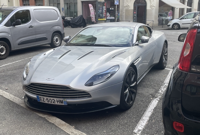 Aston Martin DB11