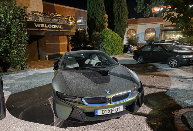 BMW i8