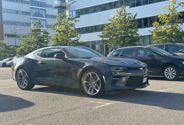 Chevrolet Camaro SS 2016 50th Anniversary