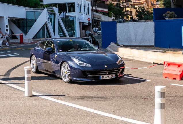 Ferrari GTC4Lusso
