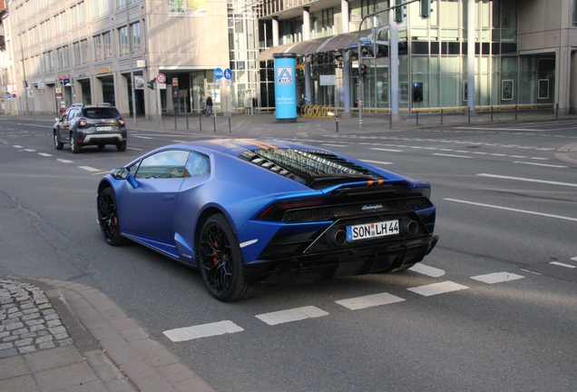 Lamborghini Huracán LP640-4 EVO