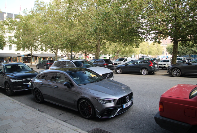Mercedes-AMG CLA 45 S Shooting Brake X118