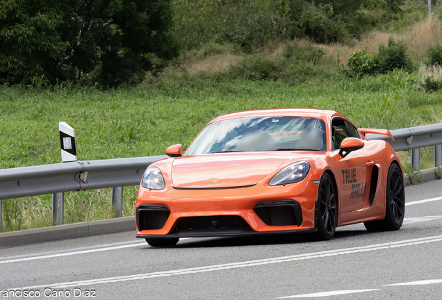 Porsche 718 Cayman GT4