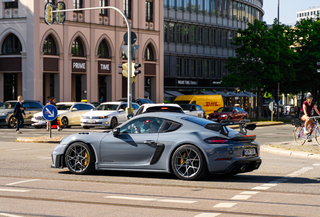 Porsche 718 Cayman GT4 RS Weissach Package
