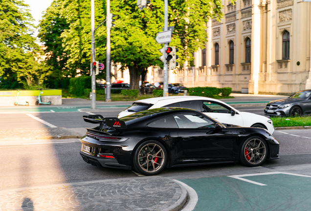 Porsche 992 GT3 MkI Manthey Racing