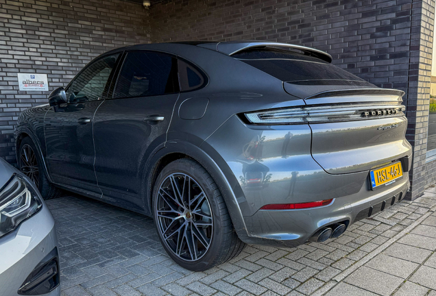 Porsche Cayenne Coupé Turbo E-Hybrid