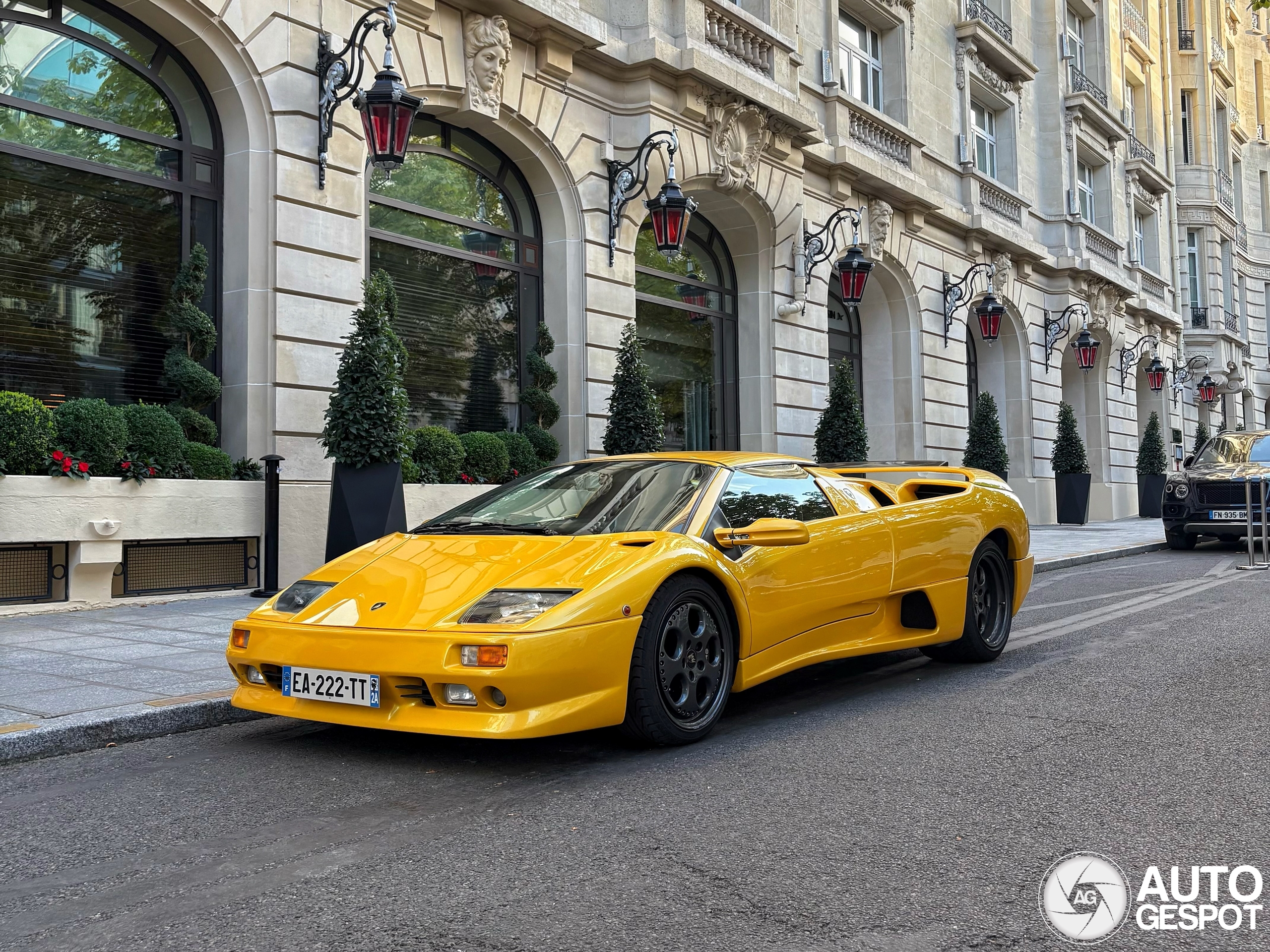 Lamborghini Diablo VT Roadster