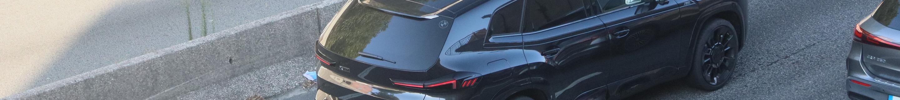 BMW XM G09