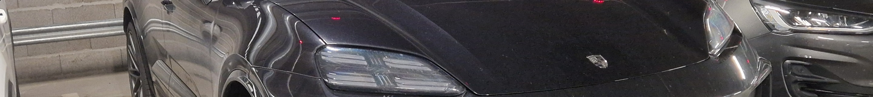 Porsche Macan EV Turbo