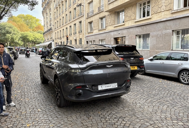 Aston Martin DBX