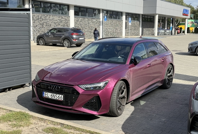 Audi RS6 Avant C8