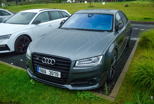 Audi S8 D4 Plus