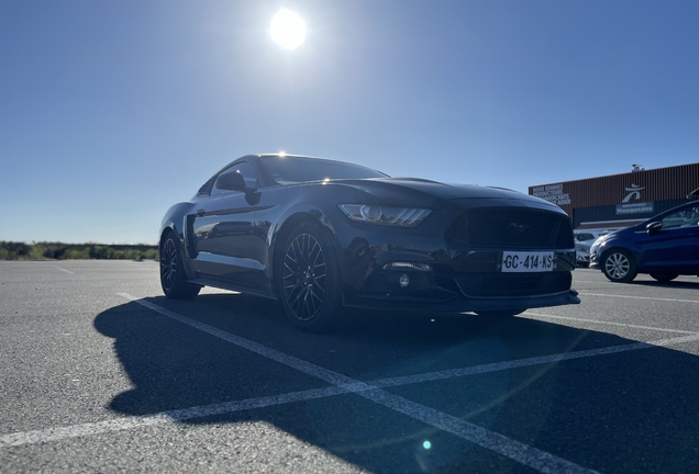 Ford Mustang GT 2015