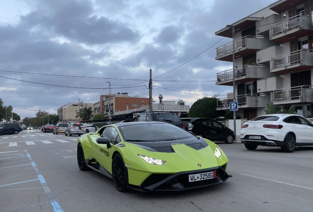 Lamborghini Huracán LP640-2 STO