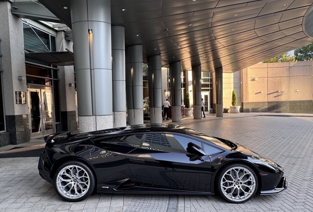 Lamborghini Huracán LP640-2 Tecnica