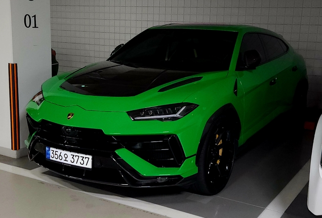 Lamborghini Urus Performante