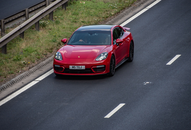 Porsche 971 Panamera GTS MkII
