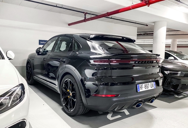 Porsche Cayenne Coupé Turbo E-Hybrid