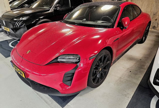 Porsche Taycan GTS